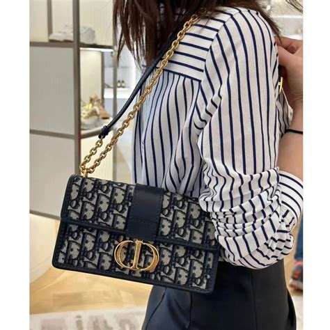 dior 30 montaigne east-west bag|dior 30 montaigne avenue.